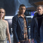 Legends of Tomorrow: 38 Official Images From “Pilot, Part 2”