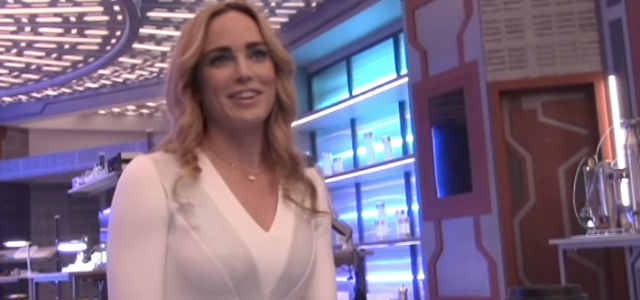 Caity Lotz Previews Sara’s Interaction With John Constantine